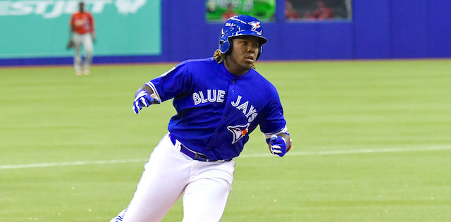 Blue Jays' Vladimir Guerrero Jr. continues torrid start with