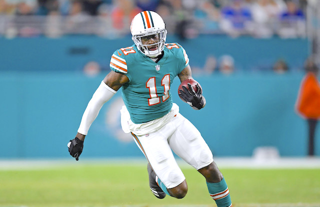 Patriots acquiring WR DeVante Parker from Dolphins in trade