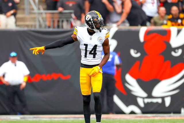 Updated Fantasy WR Rankings 2022: Best wide receivers, top sleepers &  breakouts in standard fantasy football drafts