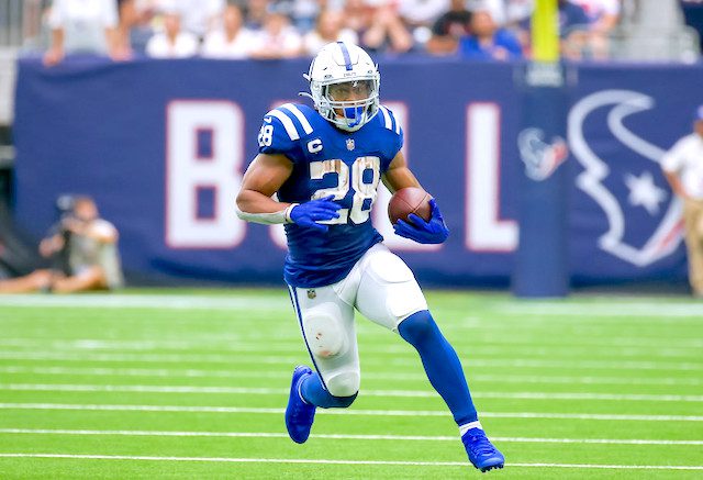 Top 15 Dynasty Running Back Rankings 2022: Jonathan Taylor, Javonte  Williams top the list